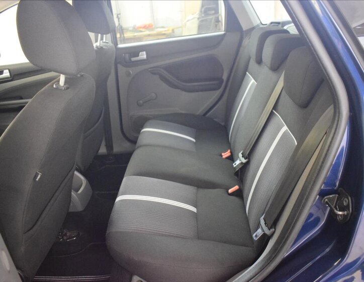 Ford Focus Kombi 1,6 l 74 kw