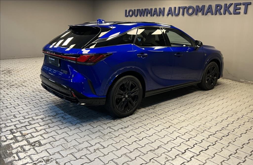 Lexus RX 500h SUV 2,4 l 273 kw