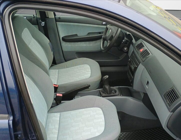 Škoda Fabia 18
