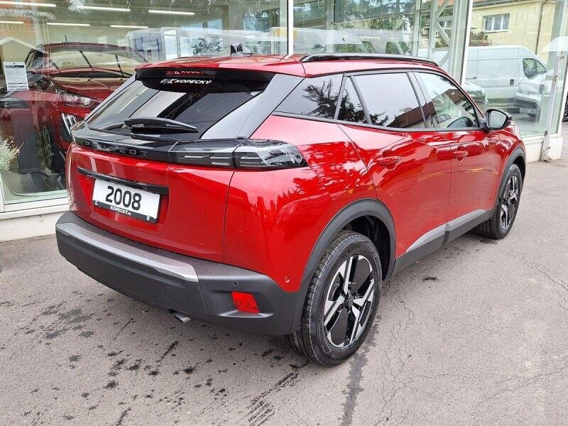 Peugeot 2008 SUV 1,2 l 96 kw