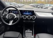 Mercedes-Benz GLA 12