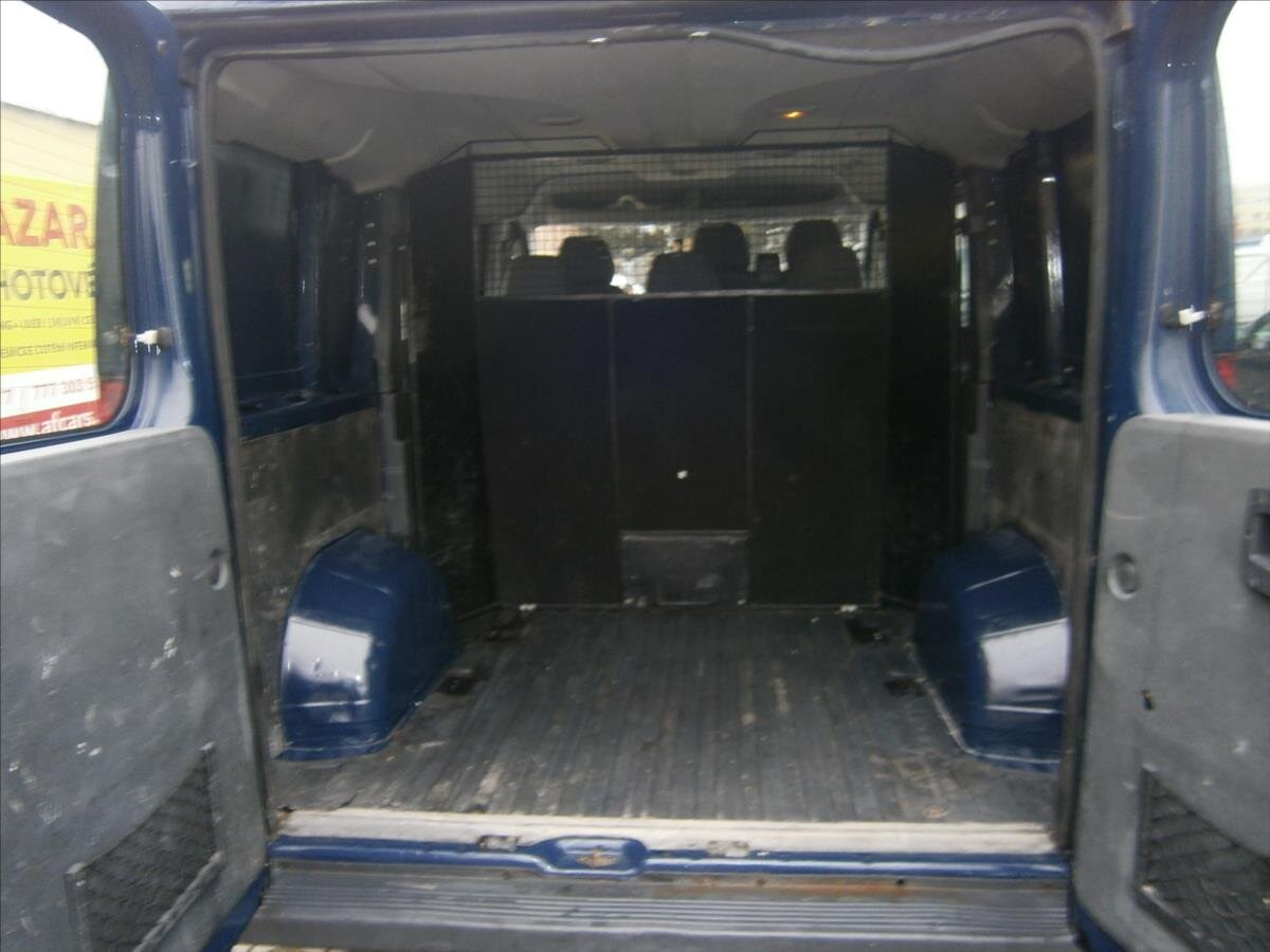 Peugeot Boxer Kombi 2,2 l 88 kw