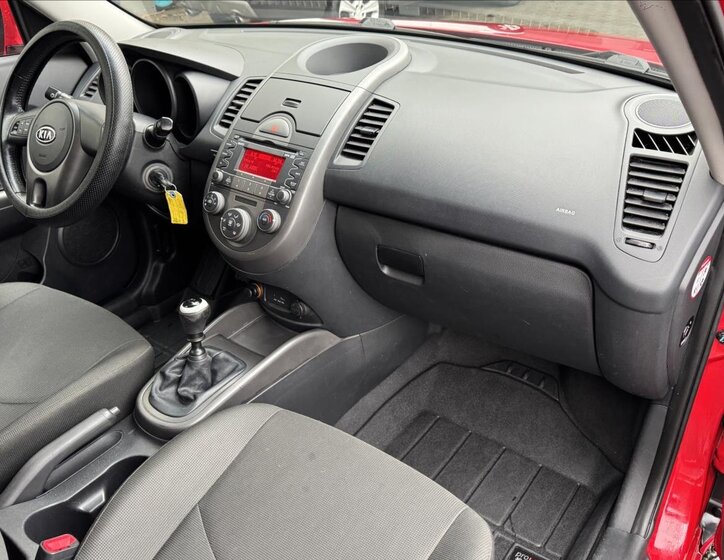 KIA Soul Hatchback 1,6 l 94 kw