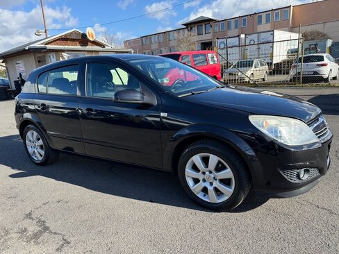 Opel Astra Hatchback 1,6 l 85 kw