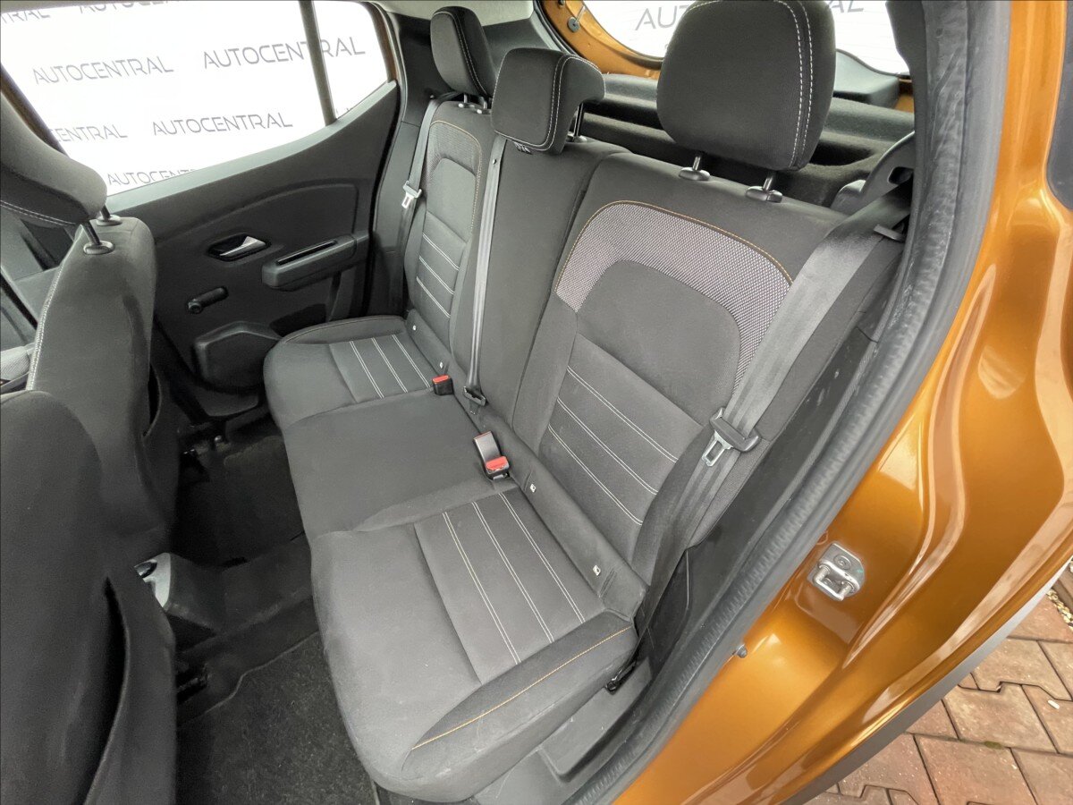 Dacia Sandero Hatchback 999,0 67 kw