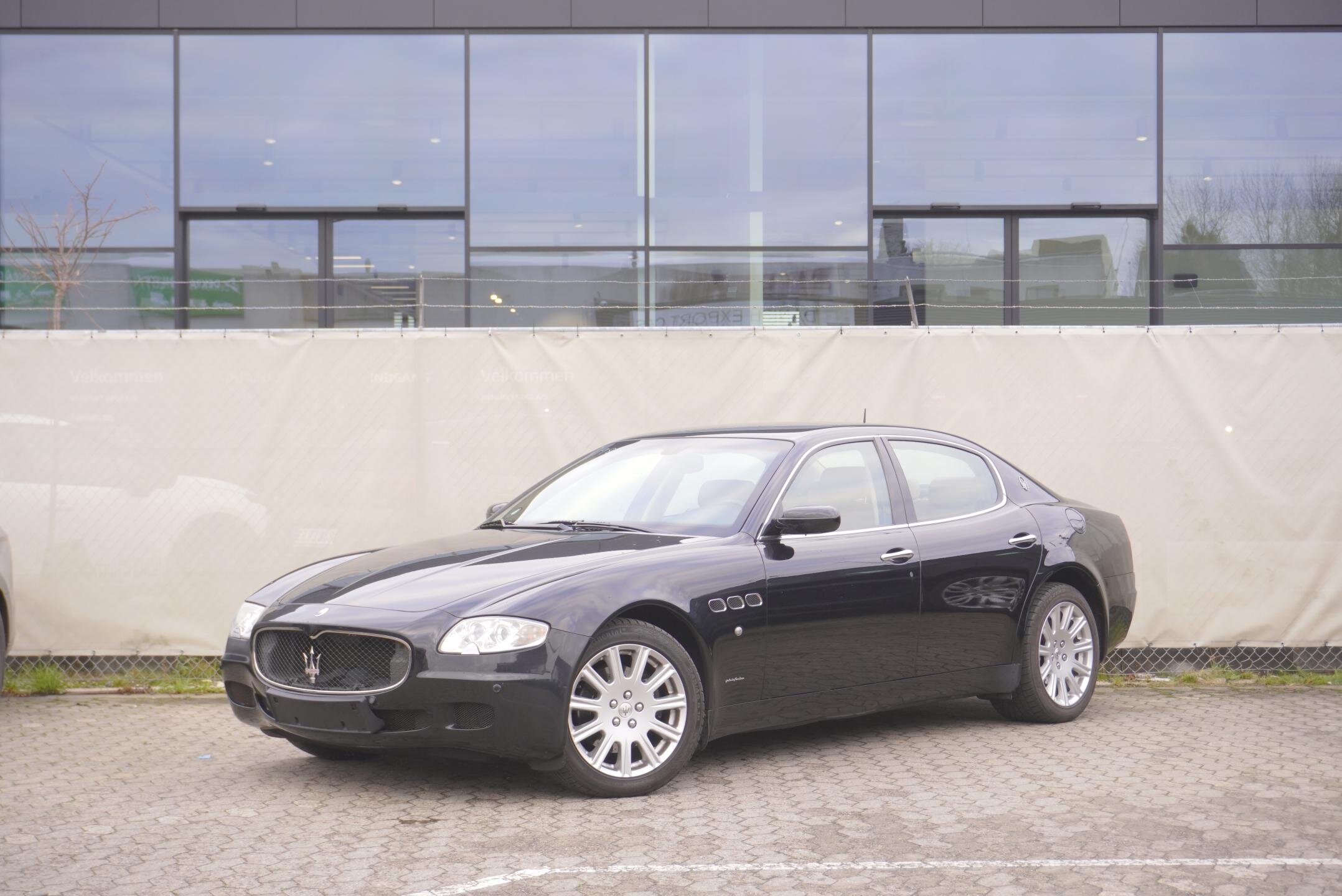 Maserati Quattroporte Sedan 4,2 l 295 kw