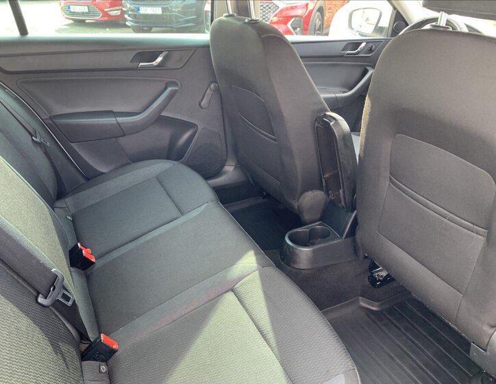 Škoda Rapid Sedan 1,2 l 63 kw