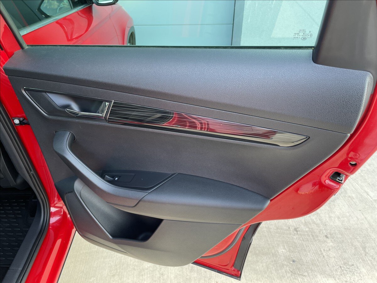 Škoda Karoq SUV / Terénní 2,0 l 110 kw