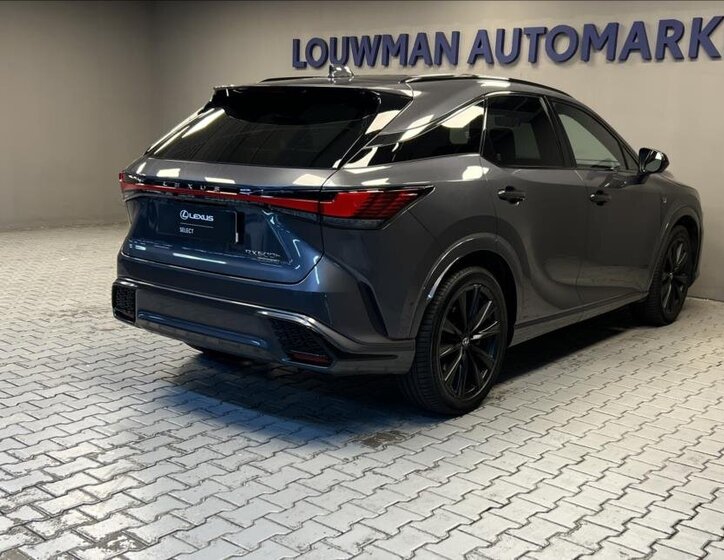 Lexus RX 500h SUV 2,4 l 273 kw