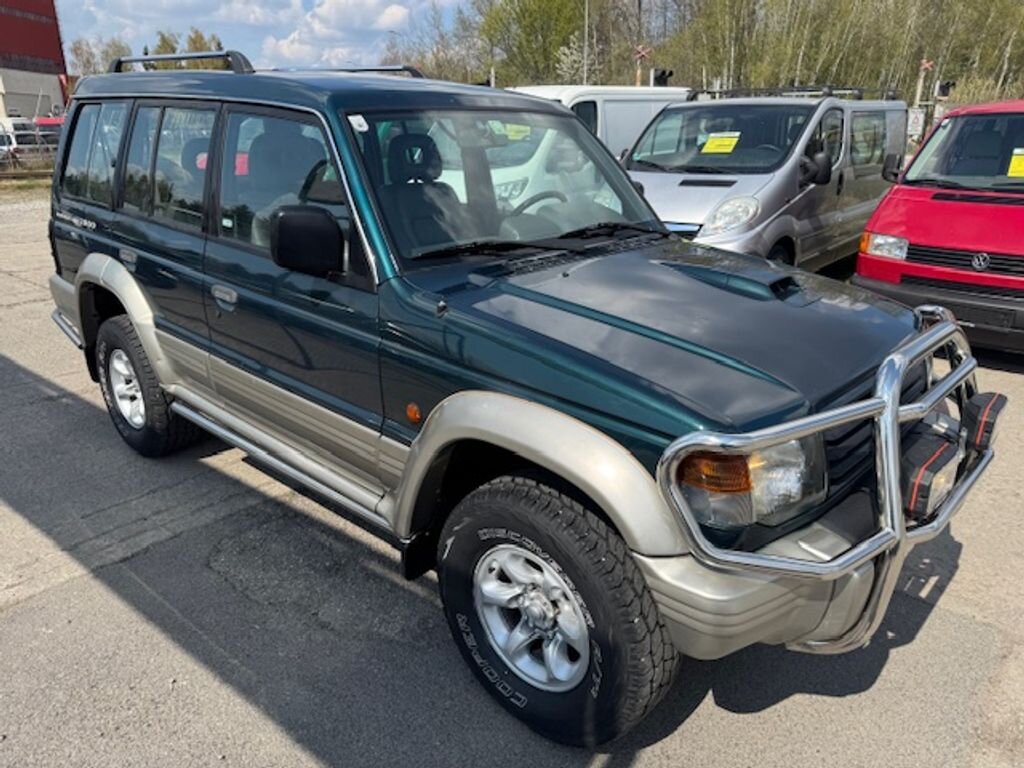 Mitsubishi Pajero SUV / Terénní 2,8 l 92 kw