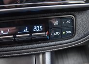 Toyota Auris Kombi 1,2 l 85 kw