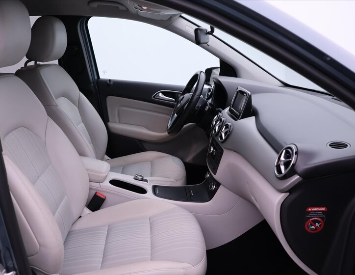 Mercedes-Benz Třídy B Hatchback 1,8 l 80 kw