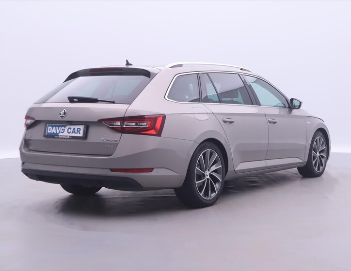 Škoda Superb 7