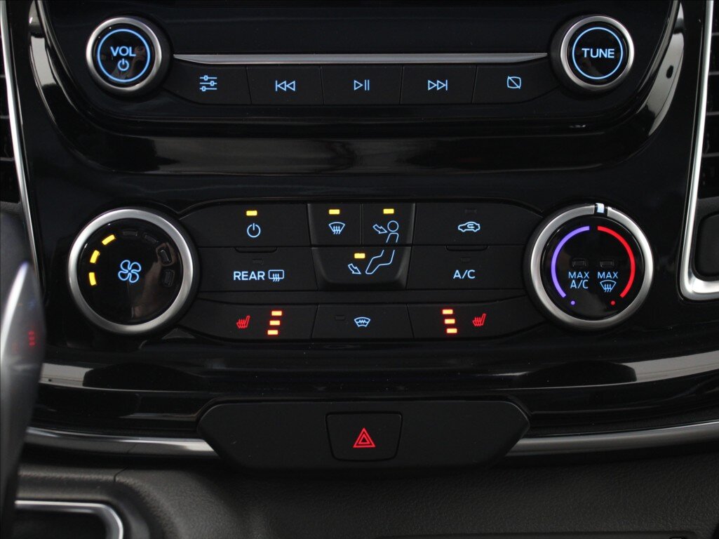 Ford Tourneo Custom MPV 2,0 l 125 kw