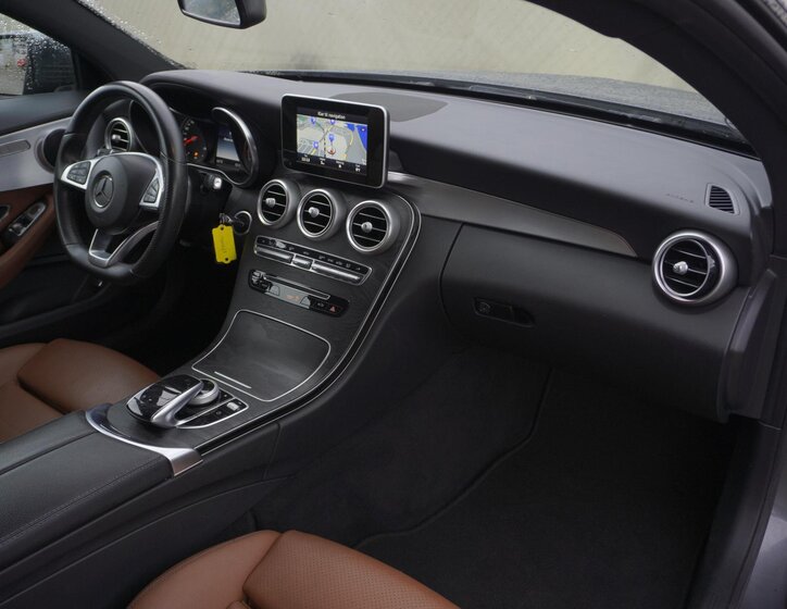 Mercedes-Benz Třídy C Ostatní 2,0 l 180 kw