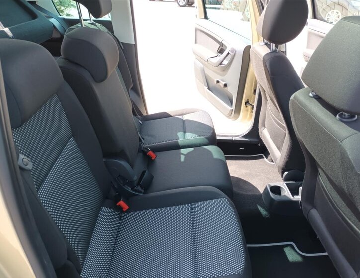 Škoda Roomster Kombi 1,2 l 63 kw