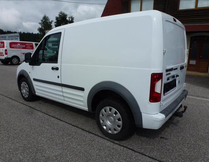 Ford Transit Connect 13