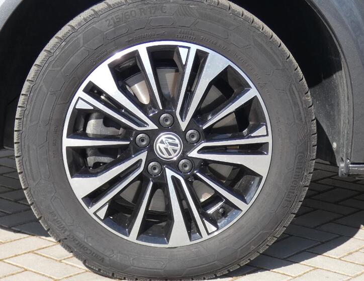 Volkswagen California 24