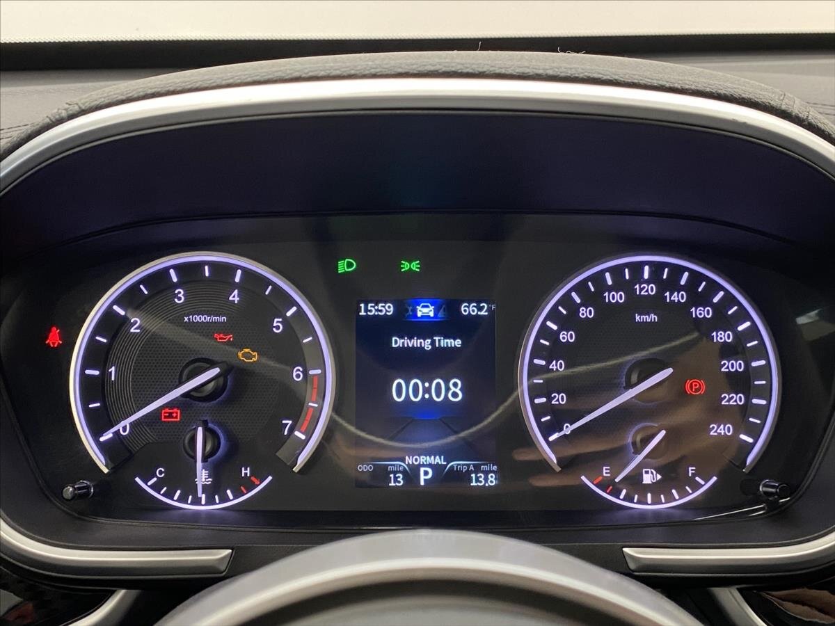 Dongfeng Fengon 5 SUV / Terénní 1,5 l 101 kw