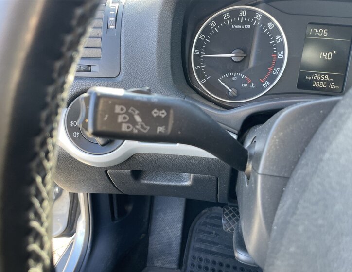 Škoda Octavia Sedan / Limuzína 1,9 l 77 kw