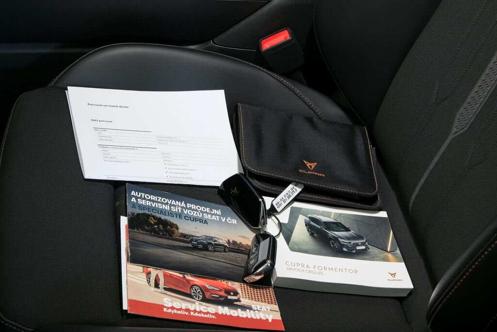 Cupra Formentor SUV / Terénní 2,0 l 110 kw