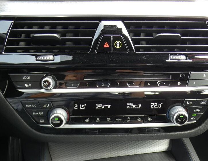 BMW Řada 6 Liftback 3,0 l 195 kw