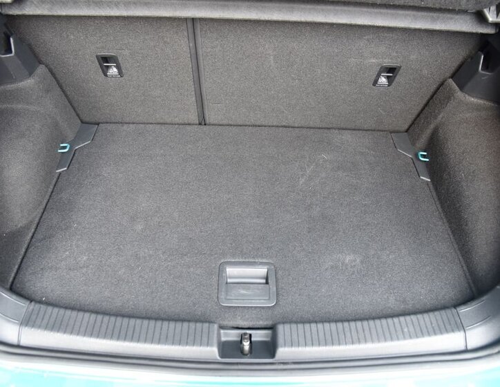 Volkswagen T-Cross SUV / Terénní 1,5 l 110 kw