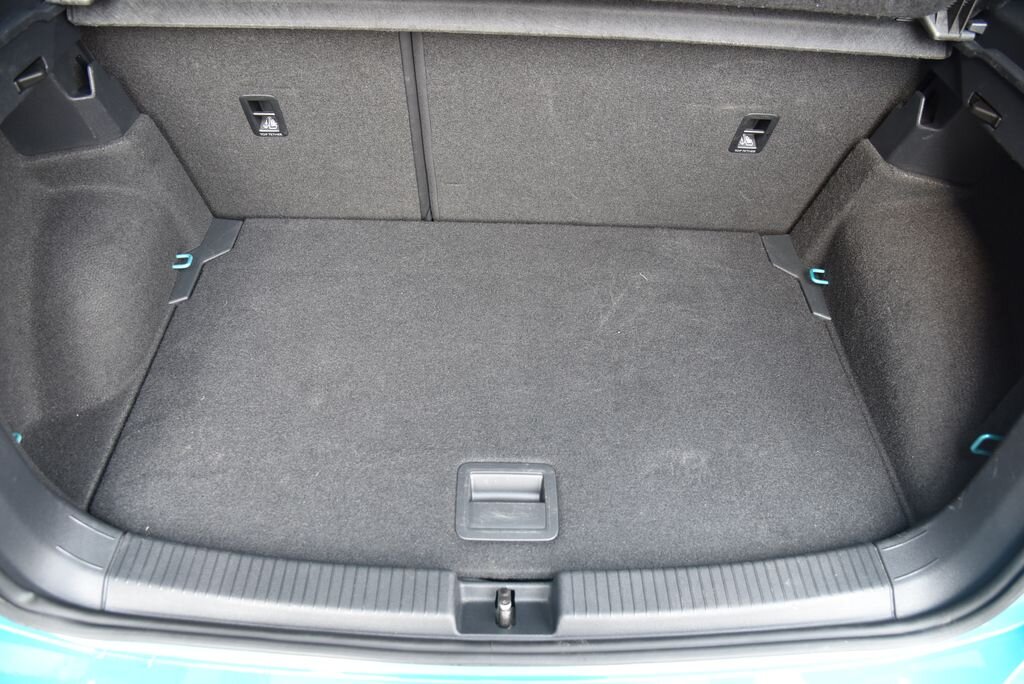 Volkswagen T-Cross SUV / Terénní 1,5 l 110 kw