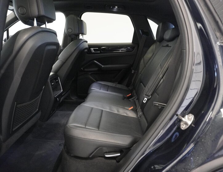 Porsche Cayenne SUV 2,9 l 250 kw