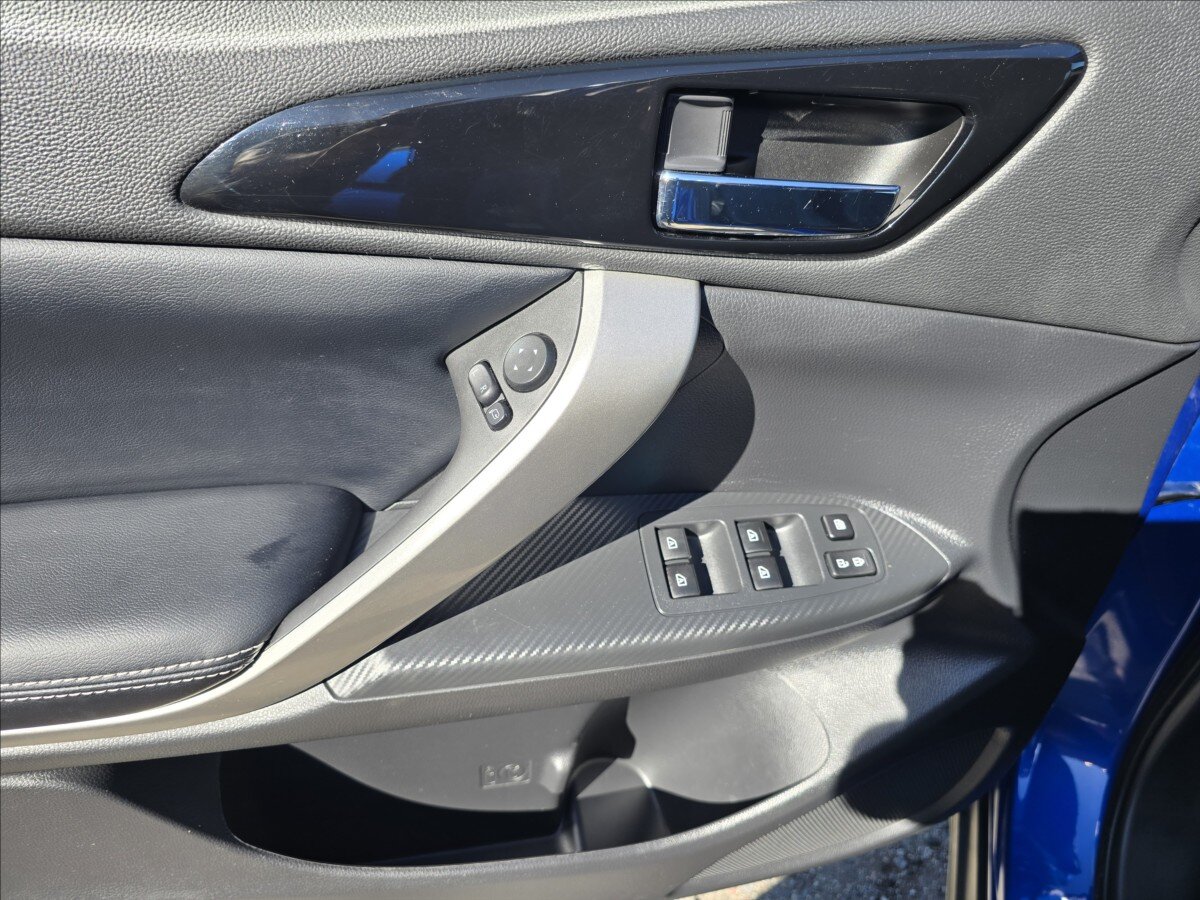 Mitsubishi Eclipse Cross CUV / Crossover 2,4 l 72 kw