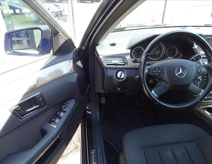 Mercedes-Benz Třídy E 7