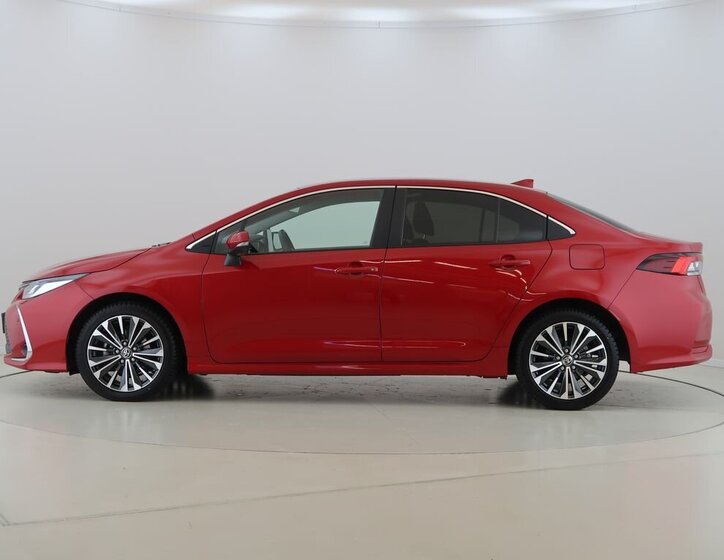 Toyota Corolla Sedan / Limuzína 1,8 l 72 kw