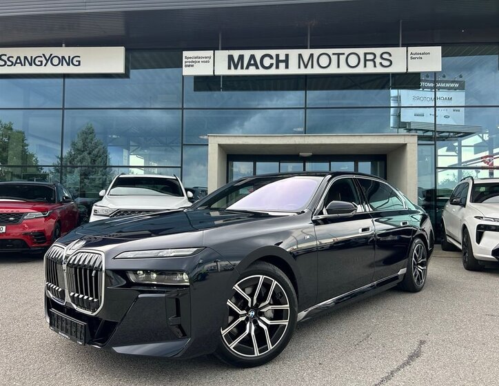 BMW i7 Sedan / Limuzína 0,0 400 kw
