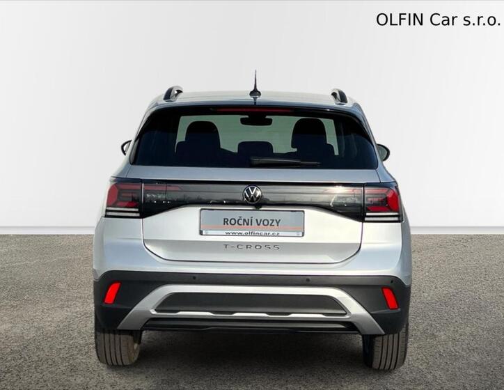 Volkswagen T-Cross 8