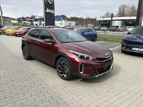 KIA XCeed SUV / Terénní 2,0 l 110 kw