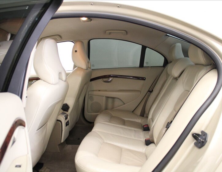 Volvo S80 Sedan 3,2 l 175 kw