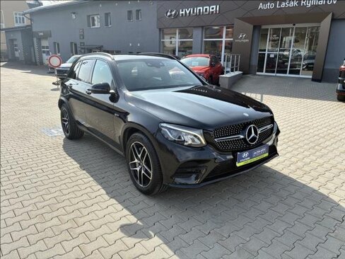 Mercedes-Benz GLC SUV / Terénní 3,0 l 270 kw