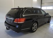 Mercedes-Benz Třídy E Kombi 3,0 l 190 kw