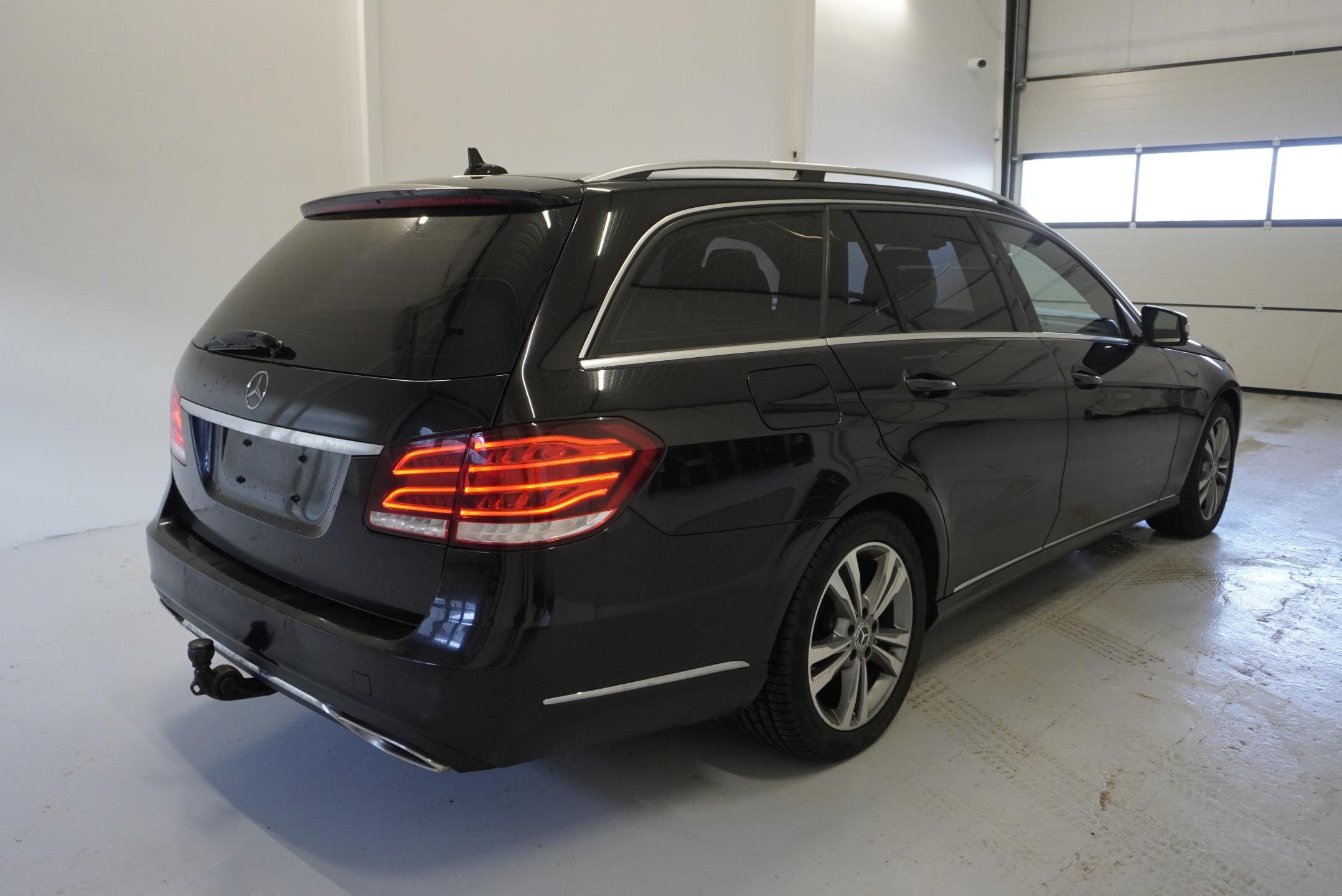 Mercedes-Benz Třídy E Kombi 3,0 l 190 kw