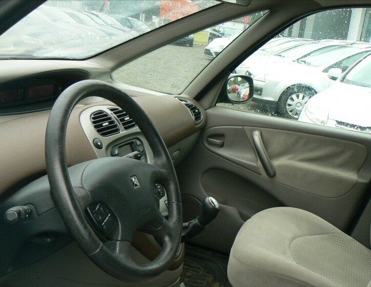 Citroën Xsara Picasso 8
