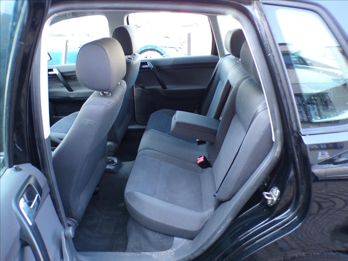 Volkswagen Polo Hatchback 1,2 l 47 kw