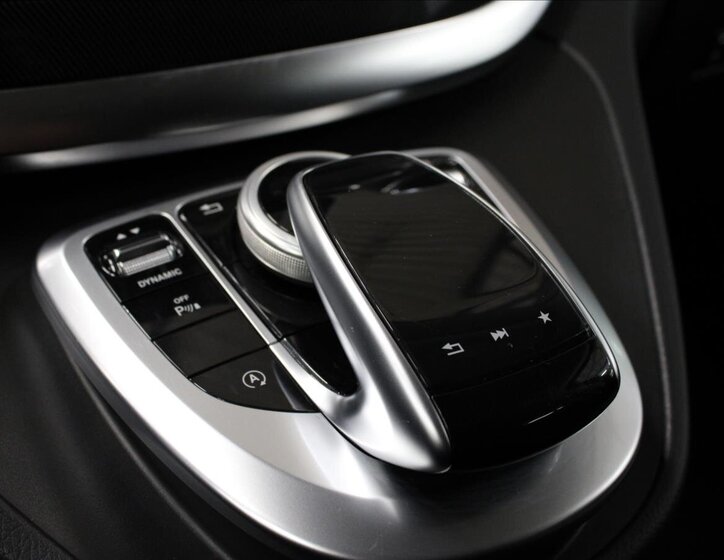 Mercedes-Benz Třídy V Kombi 2,1 l 120 kw