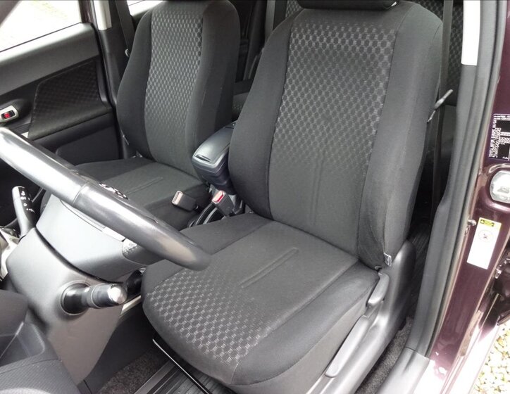 Toyota Urban Cruiser Hatchback 1,3 l 74 kw