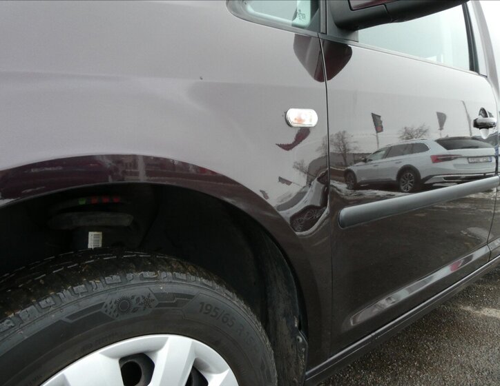 Volkswagen Caddy Kombi 1,6 l 75 kw