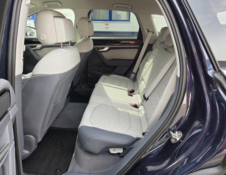 Volkswagen Touareg SUV 3,0 l 210 kw