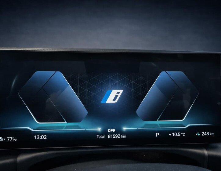 BMW i4 Sedan / Limuzína 0,0 400 kw