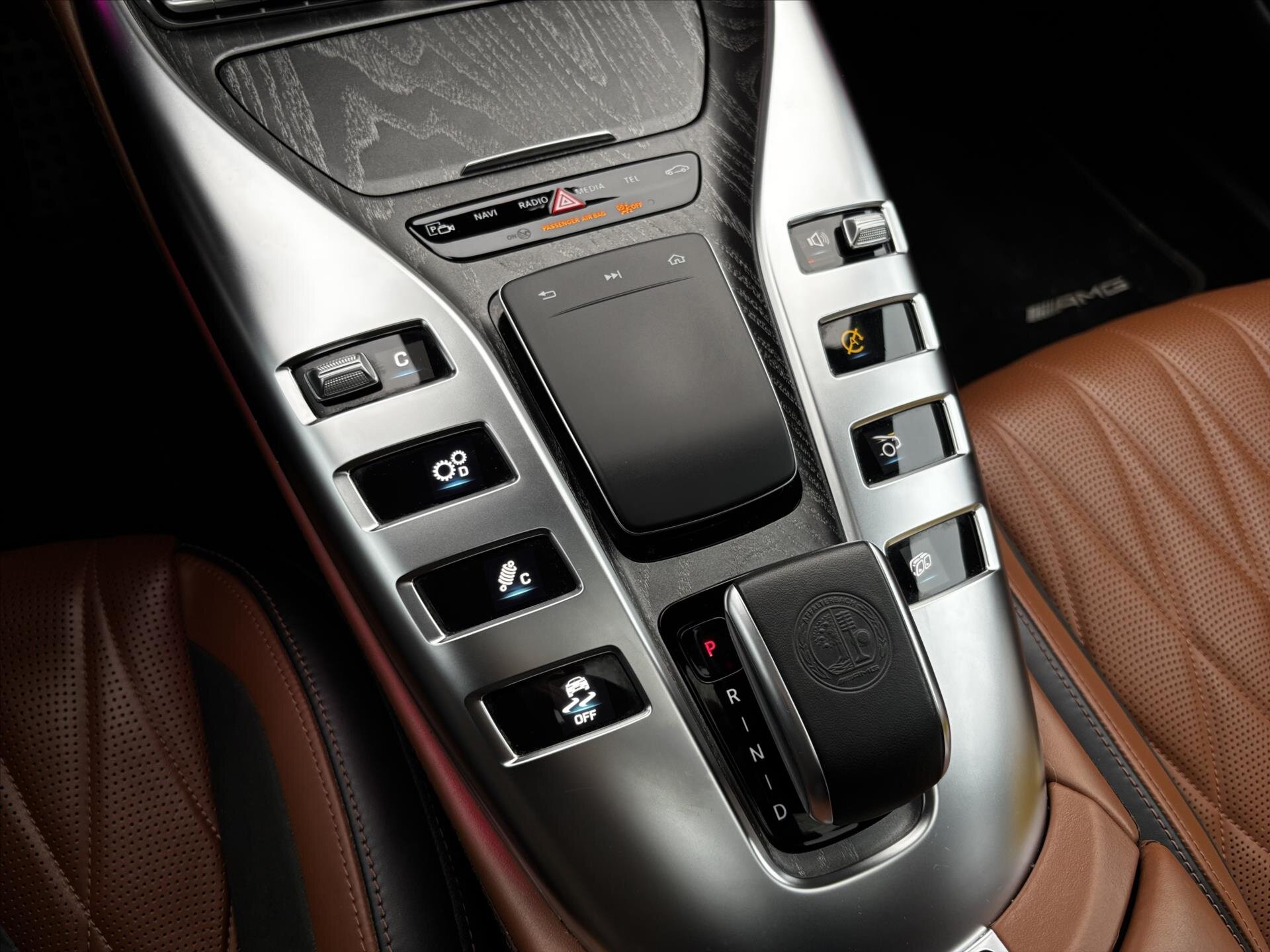 Mercedes-Benz AMG GT Kupé 3,0 l 320 kw