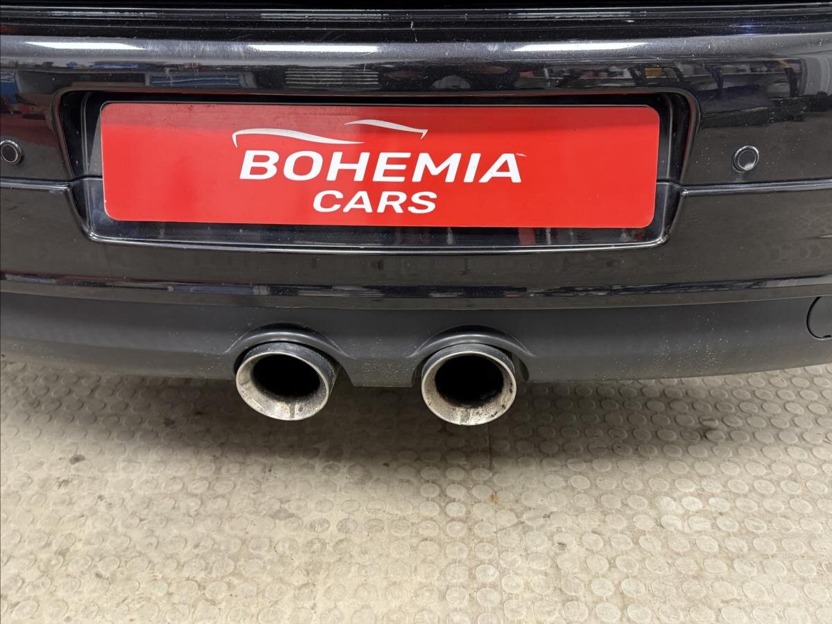 Volkswagen Golf Kombi 3,2 l 184 kw