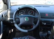 Škoda Octavia Liftback 1,6 l 74 kw