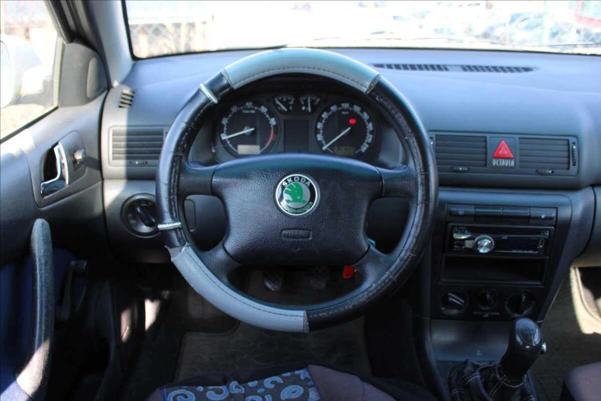 Škoda Octavia Liftback 1,6 l 74 kw